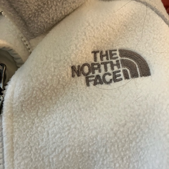 The North Face Full Zip Fleece Jacket. Excellent Condition Size S. - Picture 3 of 4